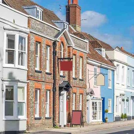 Stunning 2 Bedroom Flat In A Central Location New Alresford Exteriér fotografie