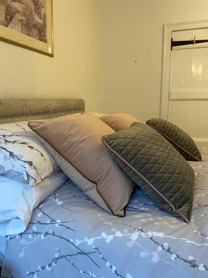 Stunning 2 Bedroom Flat In A Central Location New Alresford Exteriér fotografie
