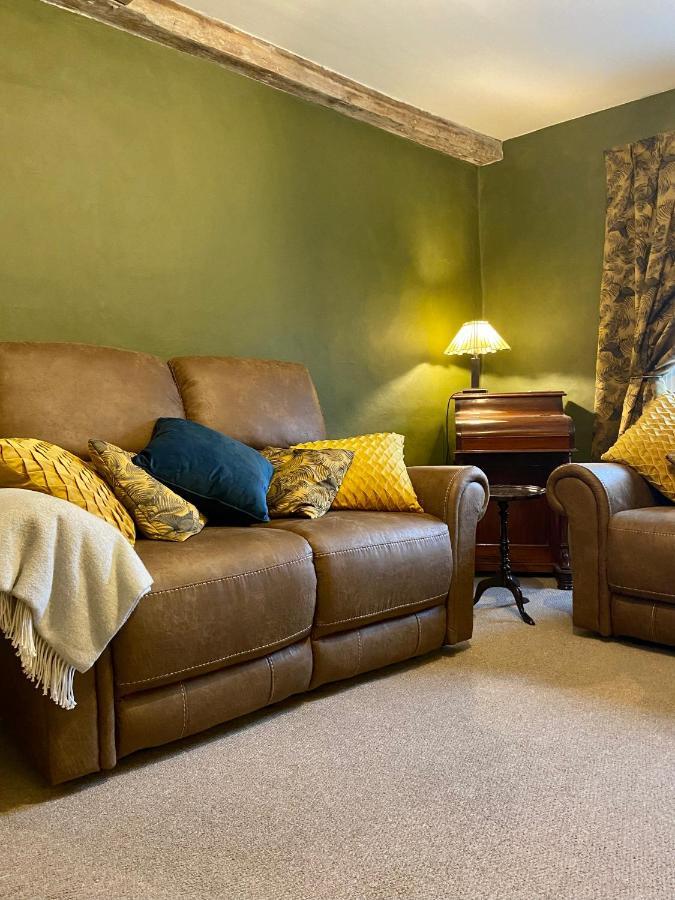 Stunning 2 Bedroom Flat In A Central Location New Alresford Exteriér fotografie